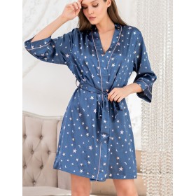 Короткий атласный халат с принтом Mia-Mella STARS 7073 синий, Цвет: синий, Размеры: 2XL/3XL