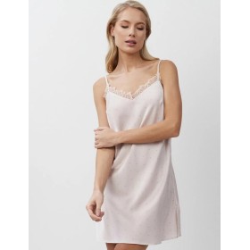 Ночная сорочка из атласа Aruelle GWEN, Цвет: светло-розовый, Размеры: S