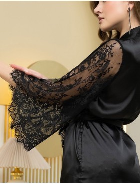 Атласный халат с кружевным рукавом Mia-Amore ESTER 7293 черный, Цвет: черный, Размеры: 4XL/5XL, изображение 3