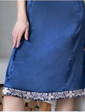 Атласная сорочка больших размеров Mia-Mella VISANTIA 9338, Цвет: темно-синий, Размеры: 3XL, изображение 5