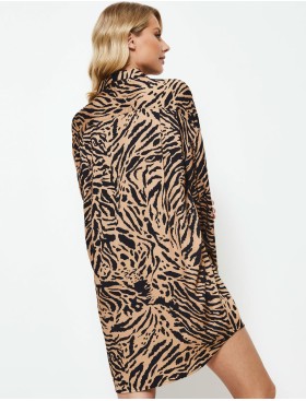 Рубашка-халат из вискозы Aruelle SHANI, Цвет: черный/латте, Размеры: XS, изображение 2