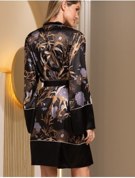 Короткий шелковый халат Mia-Amore SABINA 4293, Цвет: черный, Размеры: 2XL/3XL, изображение 2