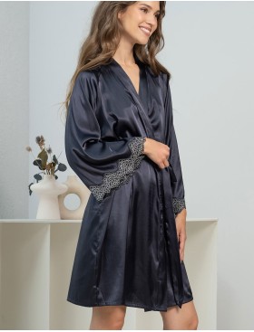 Шелковый короткий халат Mia-Amore EMMANUELLE 4343, Цвет: черника, Размеры: 2XL/3XL, изображение 3