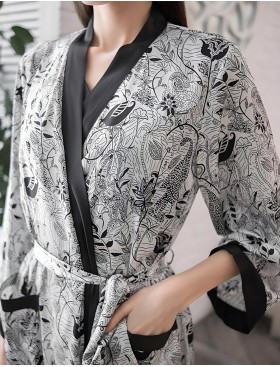 Длинный халат-кимоно Mia-Amore CHARLINE 4099, Цвет: черно-белый, Размеры: 2XL/3XL, изображение 4