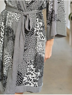 Халат из тканой вискозы Mia-Amore AVELINA 5123, Цвет: черно-белый, Размеры: L/XL, изображение 4