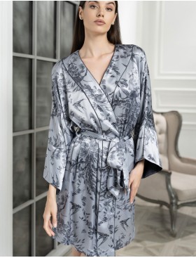 Халат шёлковый короткий Mia-Amore ARGENTA 4233, Цвет: стальной, Размеры: 2XL/3XL, изображение 4
