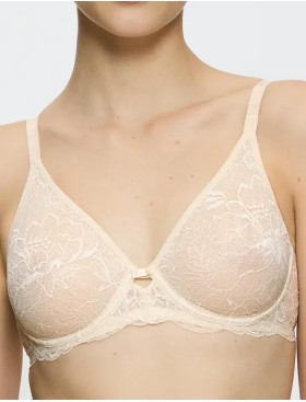 Кружевной бюстгальтер Triumph AMOURETTE CHARM W02 кремовый, Цвет: кремовый, Размеры: 70D