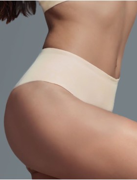 Гладкие бразилиана Lormar brasiliana midi PURE milk, Цвет: milk (молоко), Размеры: S