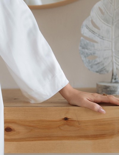 Короткий шелковый халат с перьями 5senses 7240, Цвет: белый, Размеры: XS/S/M/L, изображение 4