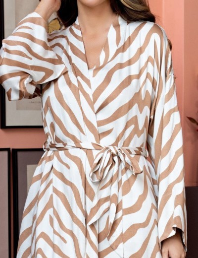 Короткий халат с принтом Mia-Amore SEVILLE 5063 белый, Цвет: белый, Размеры: 2XL/3XL, изображение 5