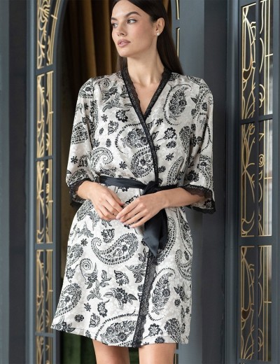 Атласный халат с запахом Mia-Amore PERSEYA 7983, Цвет: черный принт, Размеры: S/M, изображение 4