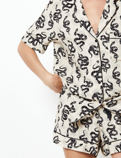 Вискозная пижама с шортами Aruelle DAKARA, Цвет: экрю/черный, Размеры: S, изображение 4