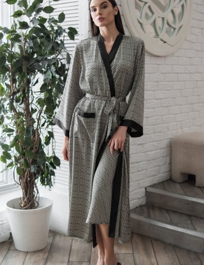 Длинный шёлковый халат Mia-Amore JADORE 4089, Цвет: черный, Размеры: 4XL/5XL, изображение 4