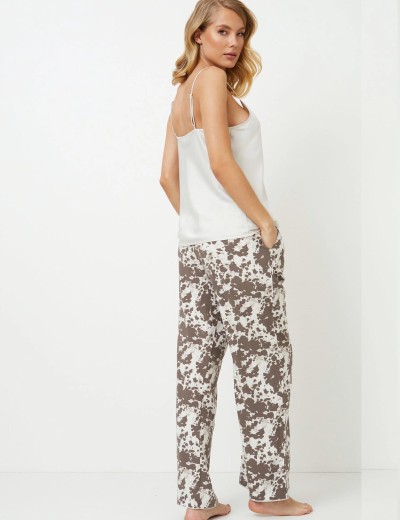 Домашний комплект из топа и брюк Aruelle CINNIE, Цвет: латте/молочный, Размеры: S, изображение 3