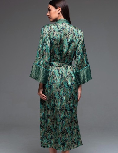 Длинный халат из шёлка с вискозой Mia-Amore AMINA 4109, Цвет: изумрудный, Размеры: 4XL/5XL, изображение 2