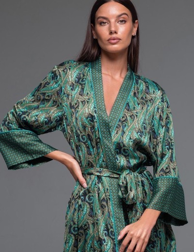 Длинный халат из шёлка с вискозой Mia-Amore AMINA 4109, Цвет: изумрудный, Размеры: 4XL/5XL, изображение 4