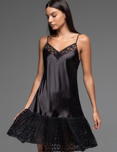 Короткая атласная сорочка Mia-Amore EMMA 7470, Цвет: черный, Размеры: 2XL, изображение 3 Короткая атласная сорочка Mia-Amore EMMA 7470, Цвет: черный, Размеры: 2XL, изображение 3