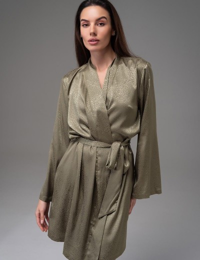 Короткий запашной халат Mia-Amore GENEVIEVA 7563 оливковый, Цвет: оливковый, Размеры: 4XL/5XL, изображение 4 Короткий запашной халат Mia-Amore GENEVIEVA 7563 оливковый, Цвет: оливковый, Размеры: 4XL/5XL, изображение 4