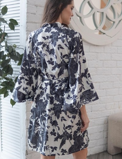 Шёлковый короткий халат Mia-Amore GLADIS 4113, Цвет: черно-белый, Размеры: 2XL/3XL, изображение 2