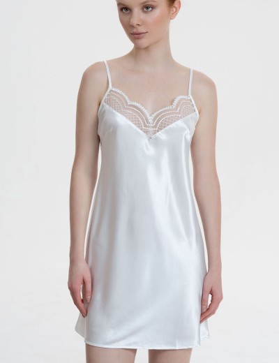 Короткая шелковая сорочка Mia-Amore REGINA 3900 белый, Цвет: белый, Размеры: 3XL, изображение 2 Короткая шелковая сорочка Mia-Amore REGINA 3900 белый, Цвет: белый, Размеры: 3XL, изображение 2