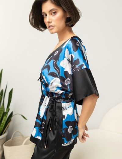 Брючный комплект из атласа Mia-Amore MARTINA 7326, Цвет: голубой+черный, Размеры: XL, изображение 4