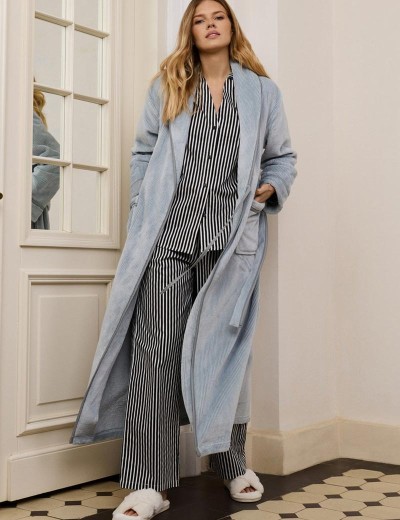 Длинный плюшевый халат Aruelle LEA, Цвет: серо-голубой, Размеры: L, изображение 4