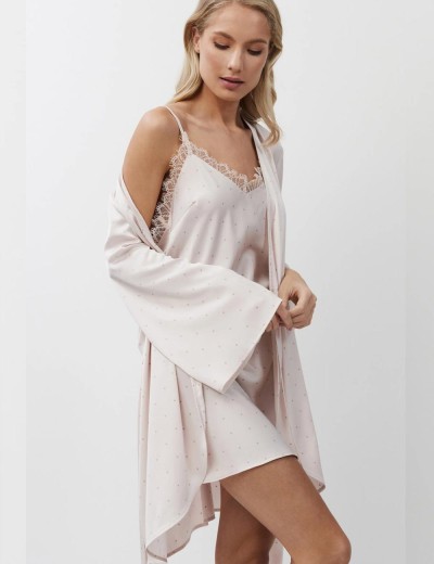 Ночная сорочка из атласа Aruelle GWEN, Цвет: светло-розовый, Размеры: XL, изображение 4