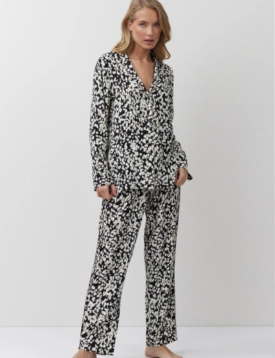 Пижама женская с брюками из вискозы Aruelle SOLENE, Цвет: чёрный/молочный, Размеры: L, изображение 2