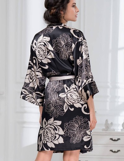 Халат-кимоно атласный Mia-Amore DA VINCI 8443 черный, Цвет: черный, Размеры: S/M, изображение 2 Халат-кимоно атласный Mia-Amore DA VINCI 8443 черный, Цвет: черный, Размеры: S/M, изображение 2