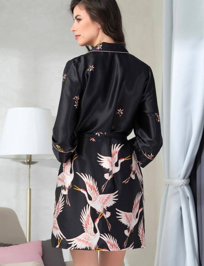 Рубашка-халат из атласа Mia-Amore STEFANIA 8787 черный, Цвет: черный, Размеры: S, изображение 4 Рубашка-халат из атласа Mia-Amore STEFANIA 8787 черный, Цвет: черный, Размеры: S, изображение 4