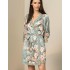 Короткий халат с цветами Mia-Amore AZALIA 4413, Цвет: серебристый, Размеры: L/XL, изображение 3 Короткий халат с цветами Mia-Amore AZALIA 4413, Цвет: серебристый, Размеры: L/XL, изображение 3